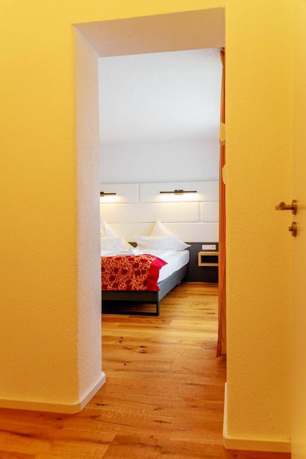 Bodensee-Hotel Kreuz Uhldingen-Mühlhofen Eksteriør bilde